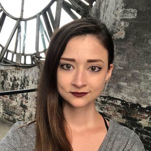 Meet your Posher, Christina